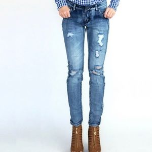 💙💙Distressed Boutique Skinny Jeans💙💙 COPY